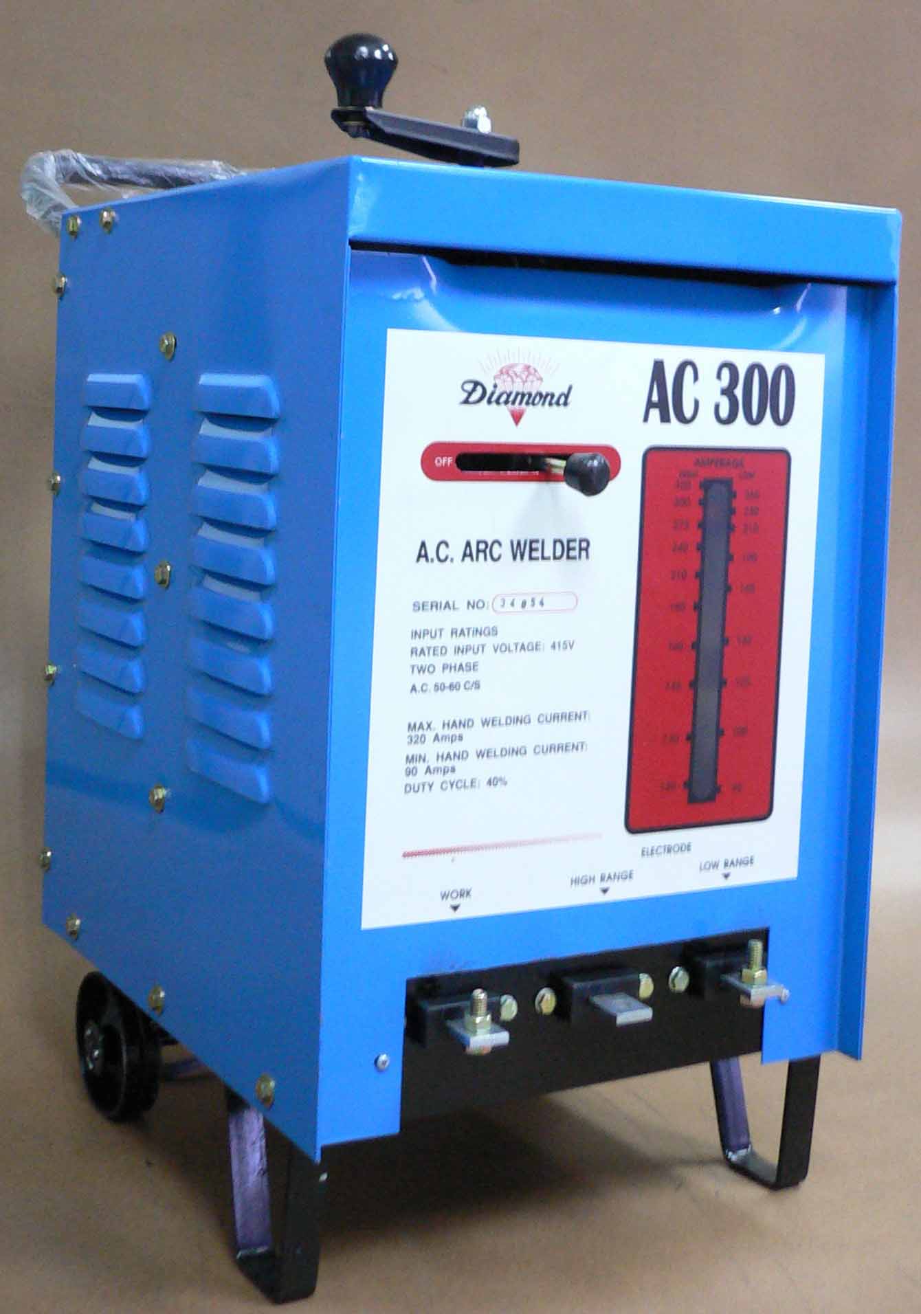 The AC 300 is the modern moveable core current control welding machine. It is heavy duty core impregnated with high temperature varnish to protect against moisture, dust and thermal overload. Fan assisted cooling for greater reliability in heavy applications. It has the welding current ranges from 90A ~ 320A.